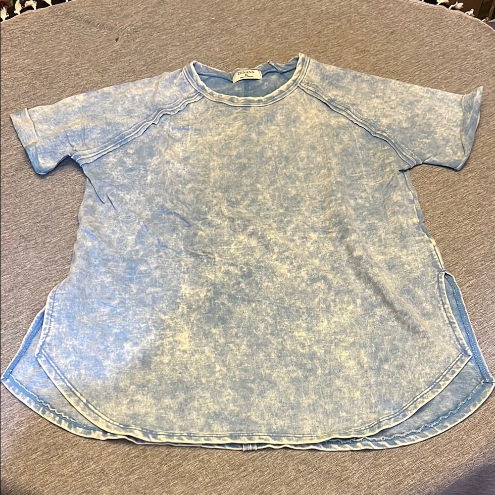 Zenana Outfitters Blue Short Sleeve Tee with Vintage Wash